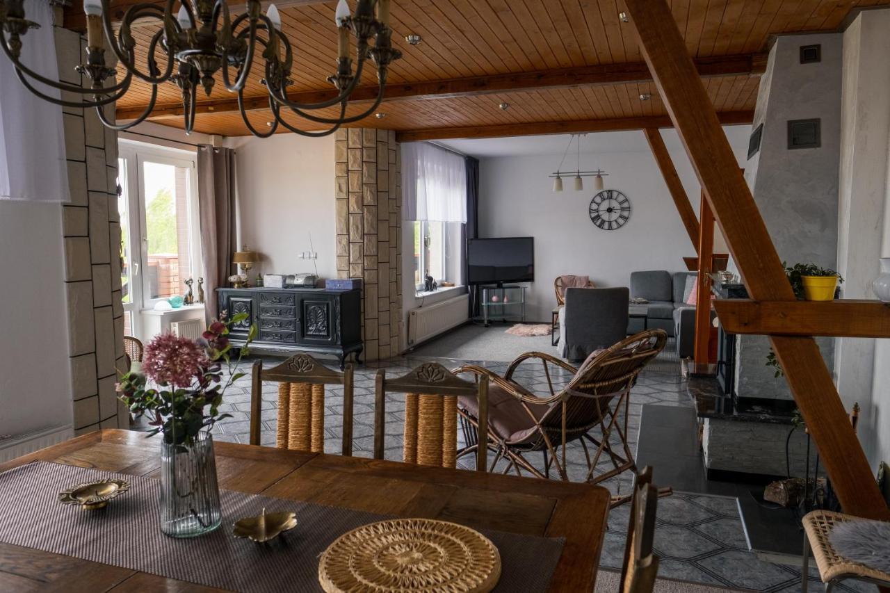 Dom Na Wzgorzu Z Widokiem Na Jezioro Z Balia I Sauna Lipnica  Exterior foto