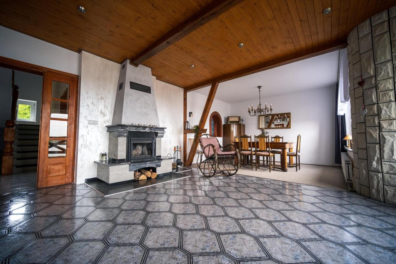 Dom Na Wzgorzu Z Widokiem Na Jezioro Z Balia I Sauna Lipnica  Exterior foto